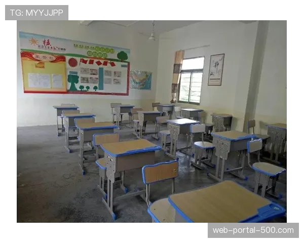 通讯:记录一场在雨中进行的业余比赛,球员与观众的热情如何驱散阴霾